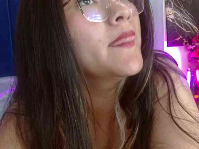 Yasmin-wish webcam