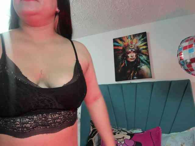 Yasmin-wish webcam