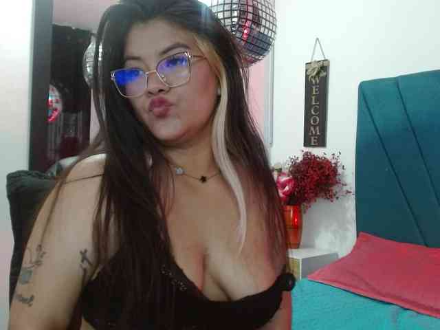 Yasmin-wish webcam
