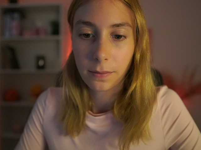 RachelMoore18 live cam on BongaCams