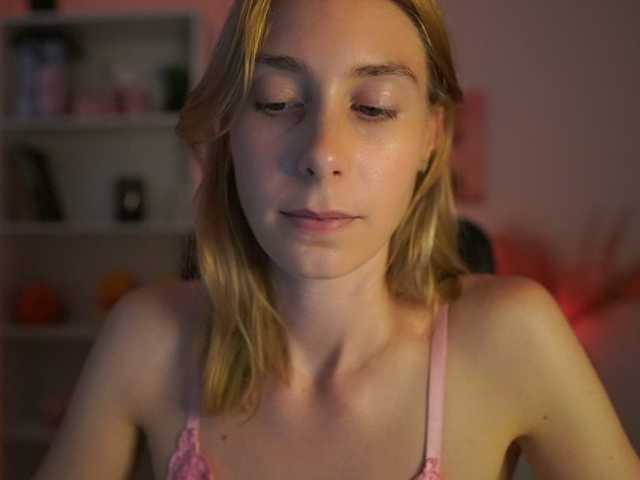 RachelMoore18 live cam on BongaCams