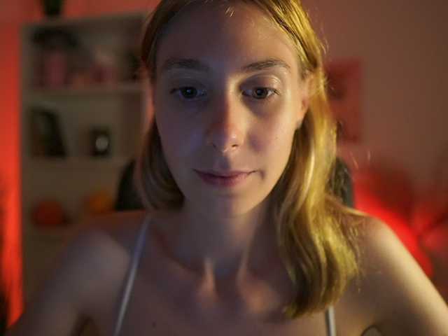 RachelMoore18 live cam on BongaCams