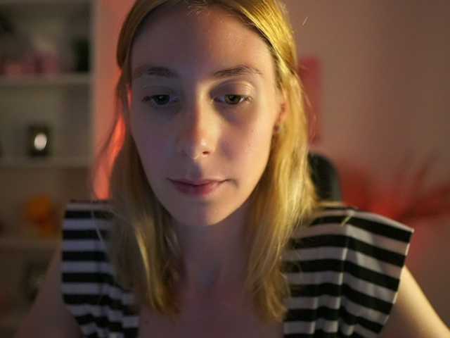 RachelMoore18 live cam on BongaCams