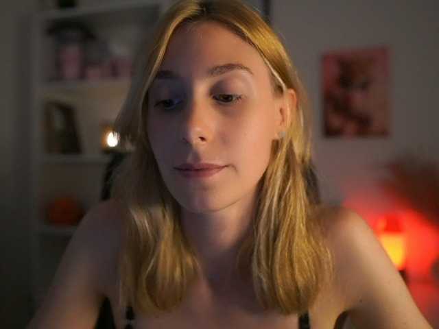 RachelMoore18 live cam on BongaCams