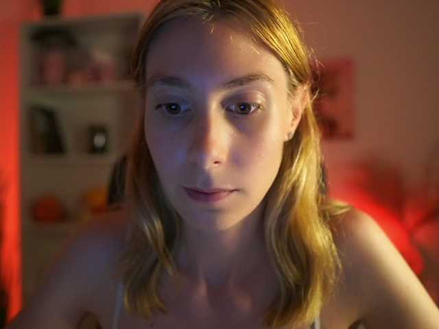 RachelMoore18 live cam on BongaCams
