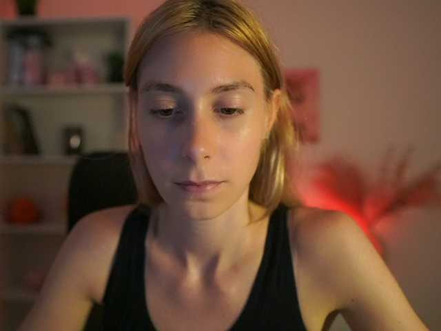 RachelMoore18 live cam on BongaCams