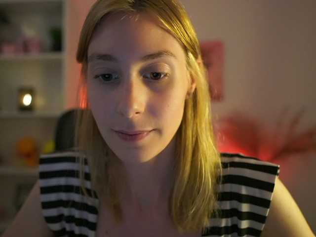 RachelMoore18 live cam on BongaCams