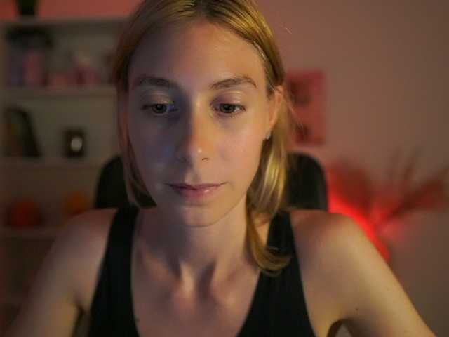 RachelMoore18 live cam on BongaCams