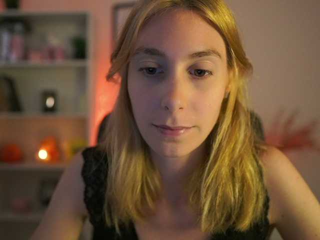 RachelMoore18 live cam on BongaCams