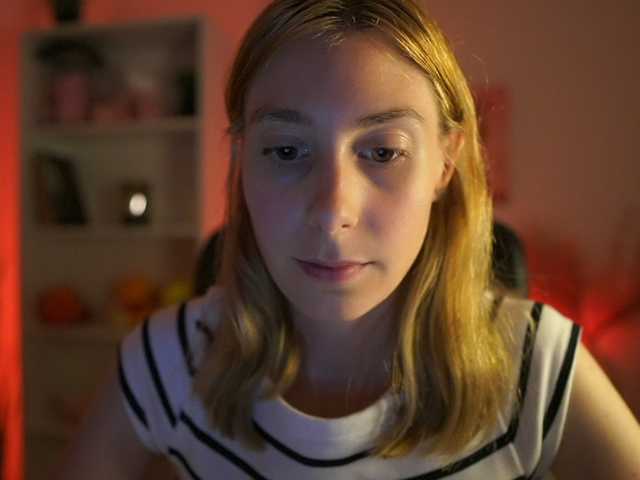 RachelMoore18 live cam on BongaCams
