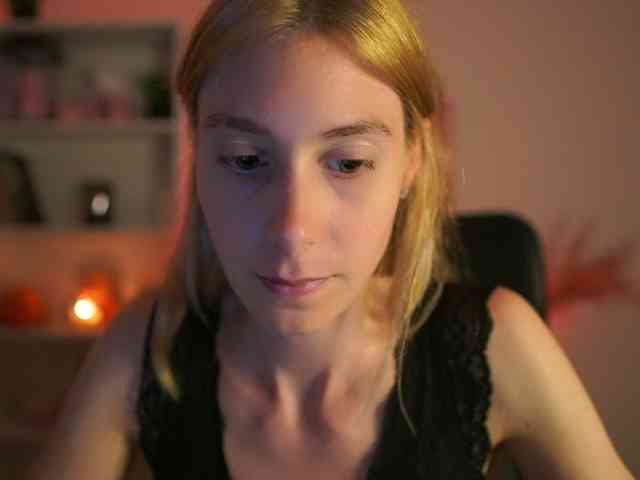 RachelMoore18 webcam