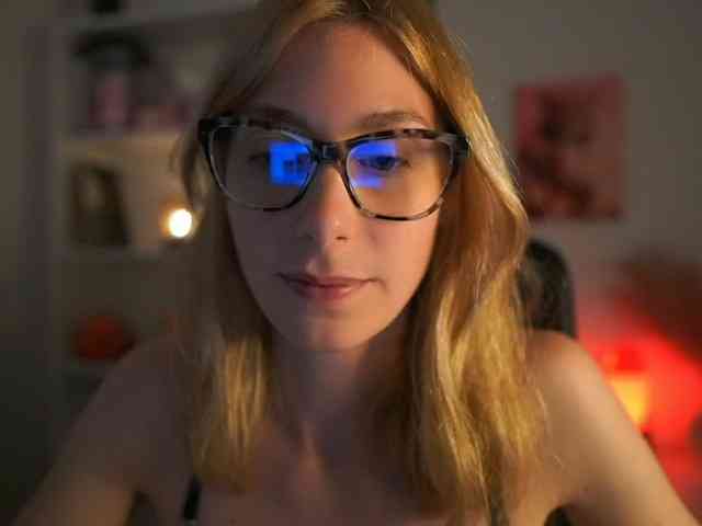 Model: RachelMoore18
