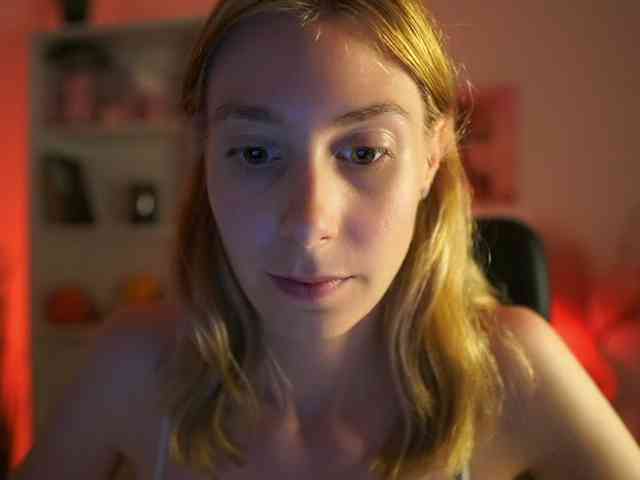 RachelMoore18 webcam