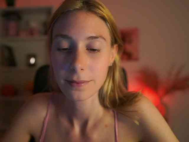 RachelMoore18 webcam