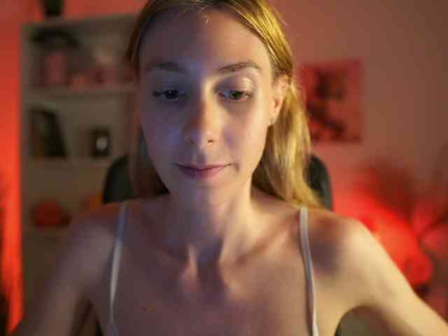 RachelMoore18 webcam