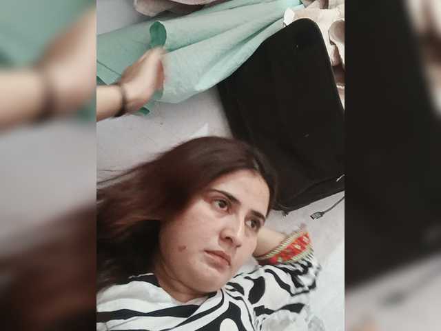 Khadija3 live cam on BongaCams