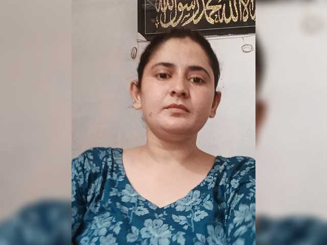 Khadija3 live cam on BongaCams