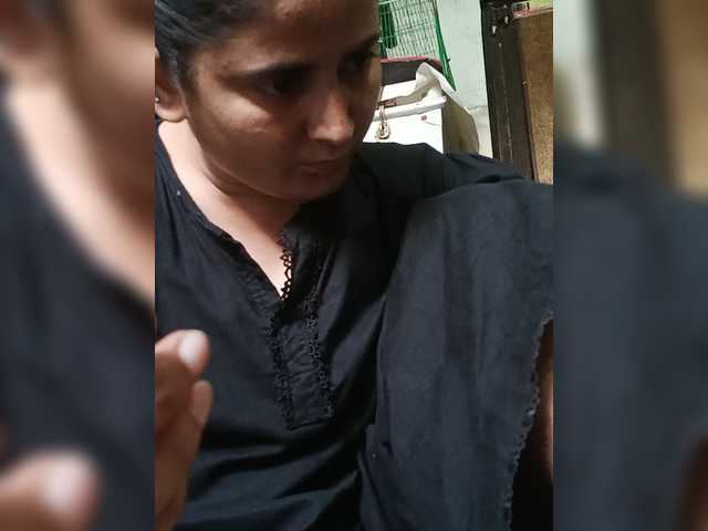 Khadija3 live cam on BongaCams