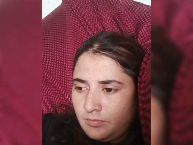 Khadija3 live cam on BongaCams