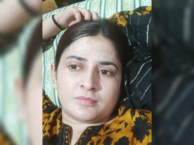 Khadija3 live cam on BongaCams
