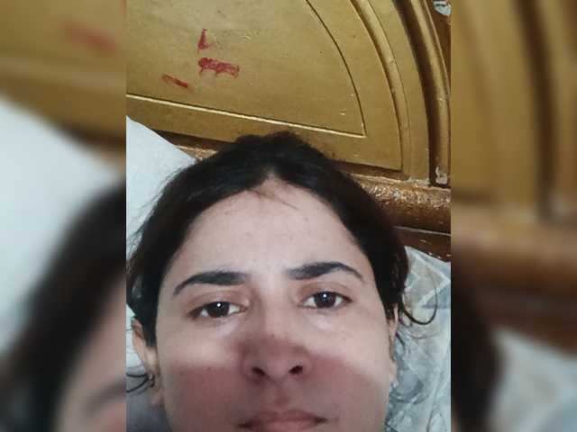 Khadija3 live cam on BongaCams