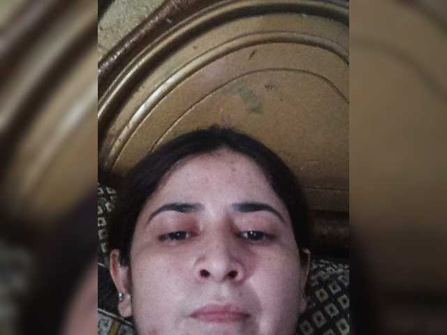 Khadija3 live cam on BongaCams
