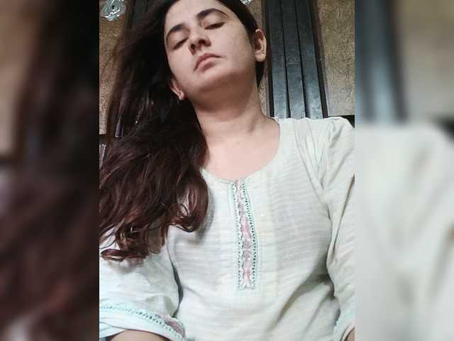 Khadija3 live cam on BongaCams