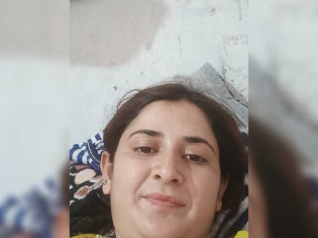 Khadija3 live cam on BongaCams