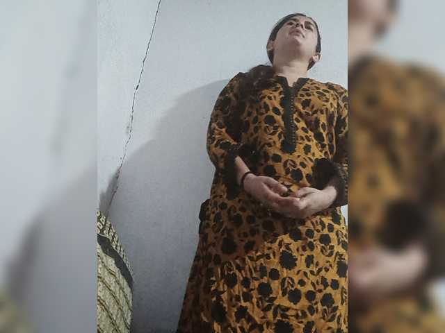 Khadija3 live cam on BongaCams