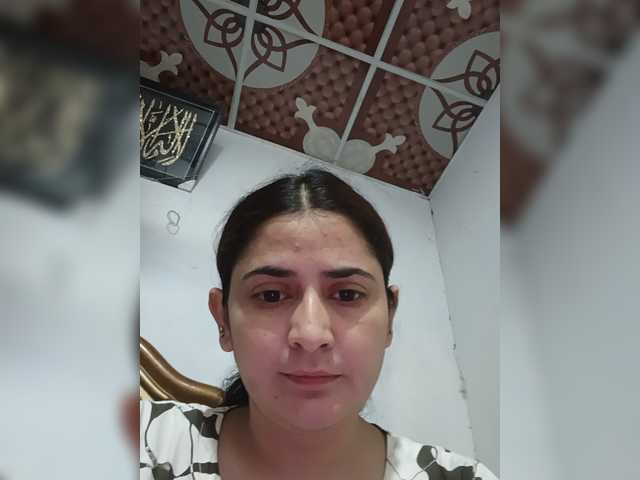 Khadija3 live webcam show