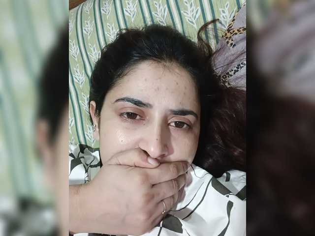 Khadija3 live webcam show