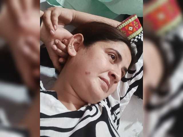Khadija3 live cam on BongaCams