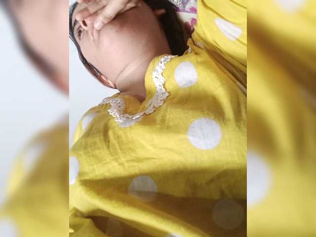 Khadija3 live cam on BongaCams