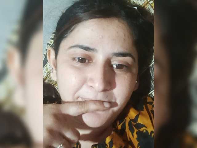 Khadija3 live cam on BongaCams