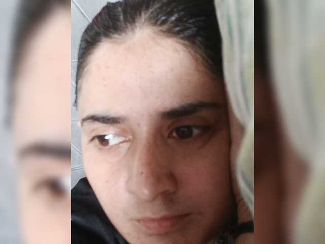 Khadija3 live cam on BongaCams
