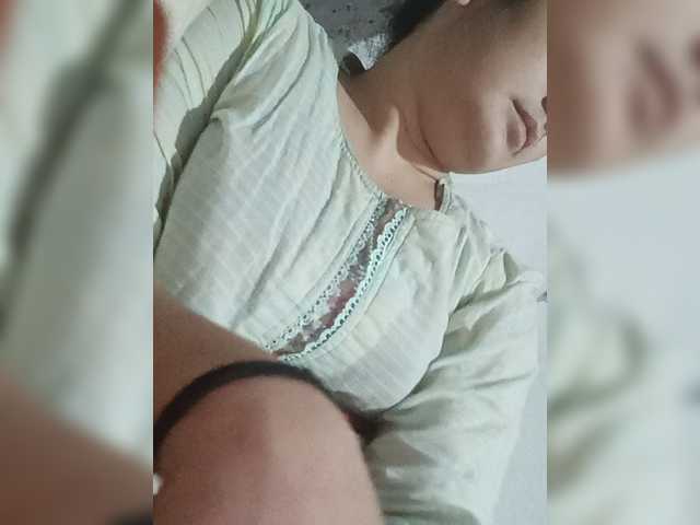 Khadija3 live cam on BongaCams
