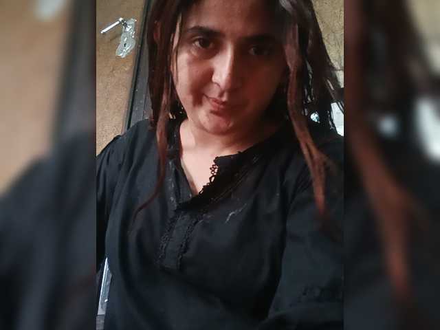 Khadija3 live cam on BongaCams