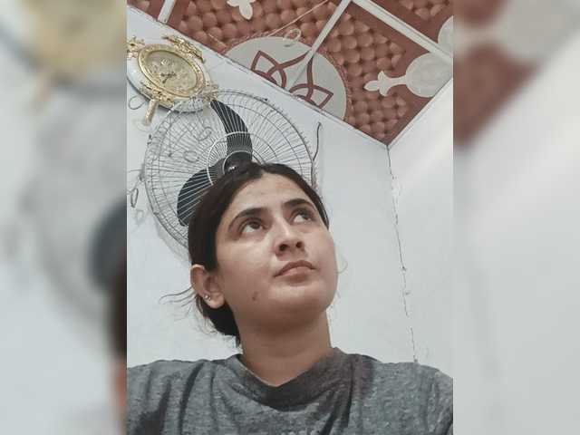 Khadija3 live cam on BongaCams