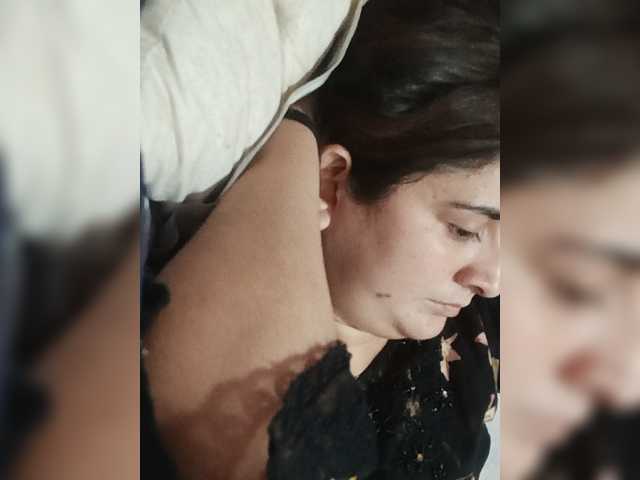 Khadija3 live cam on BongaCams