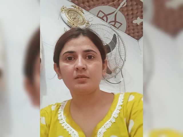 Khadija3 live cam on BongaCams