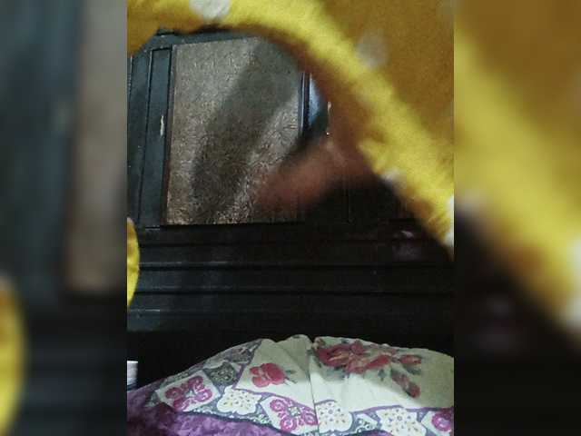 Khadija3 live cam on BongaCams