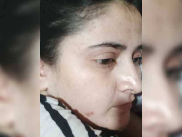 Khadija3 live cam on BongaCams