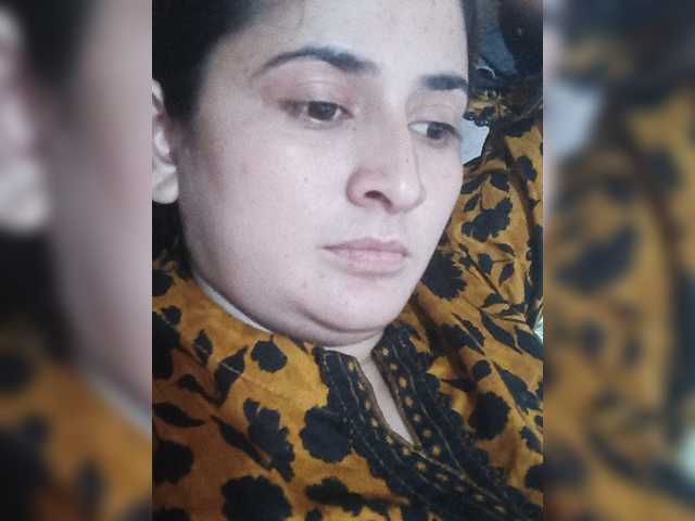 Khadija3 live cam on BongaCams