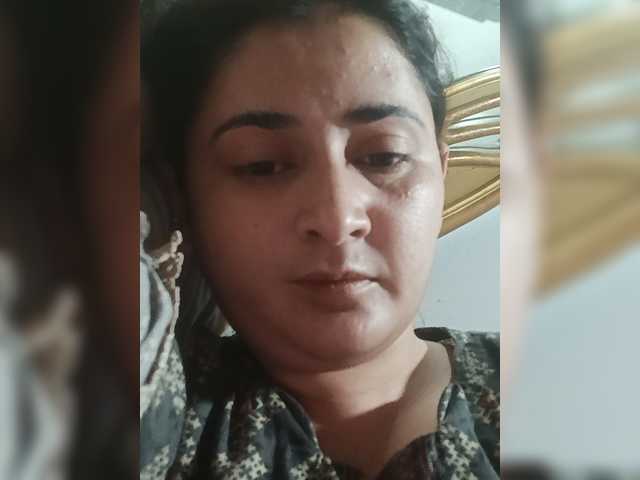 Khadija3 live cam on BongaCams