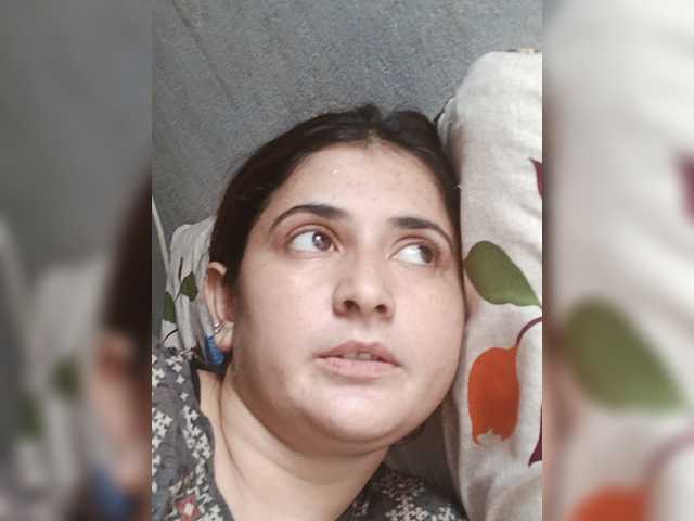 Khadija3 live cam on BongaCams