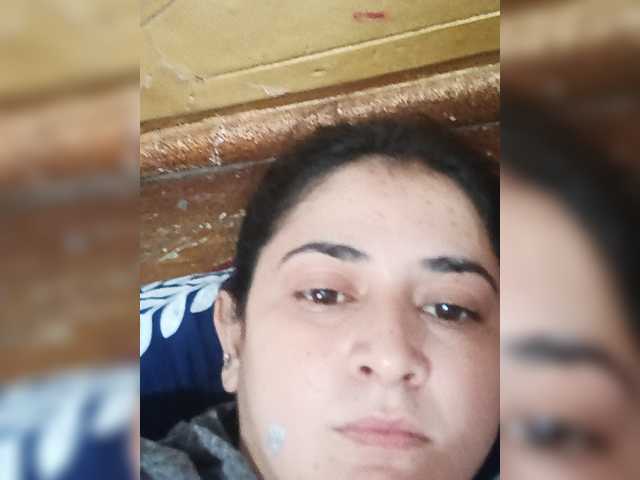 Khadija3 live cam on BongaCams