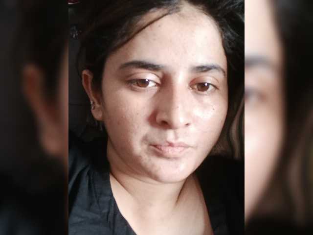 Khadija3 live cam on BongaCams
