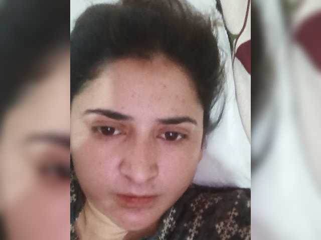 Khadija3 live cam on BongaCams