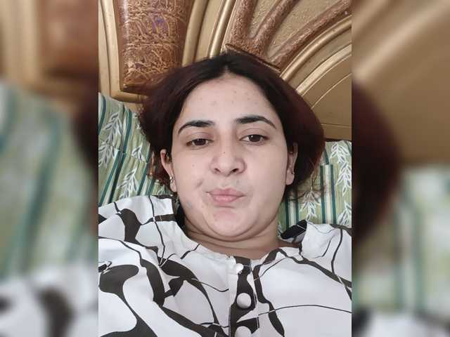 Khadija3 live cam on BongaCams