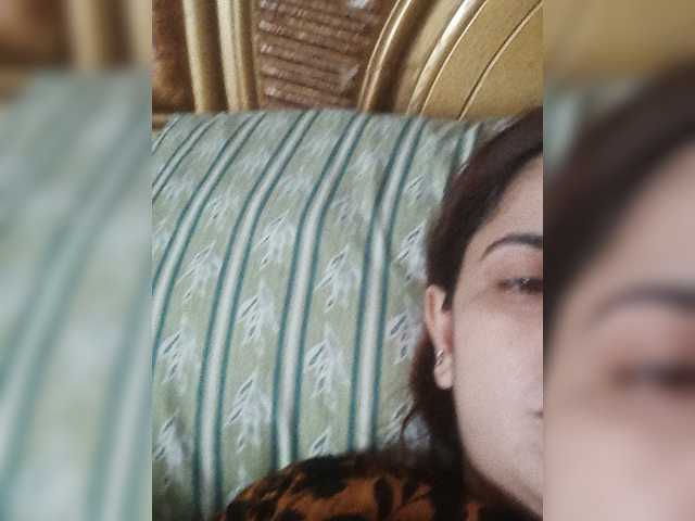 Khadija3 live cam on BongaCams